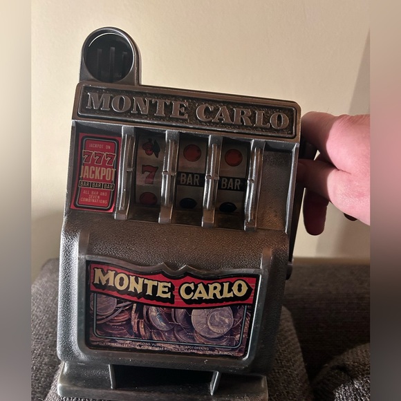 Mini bank - Picture 1 of 2